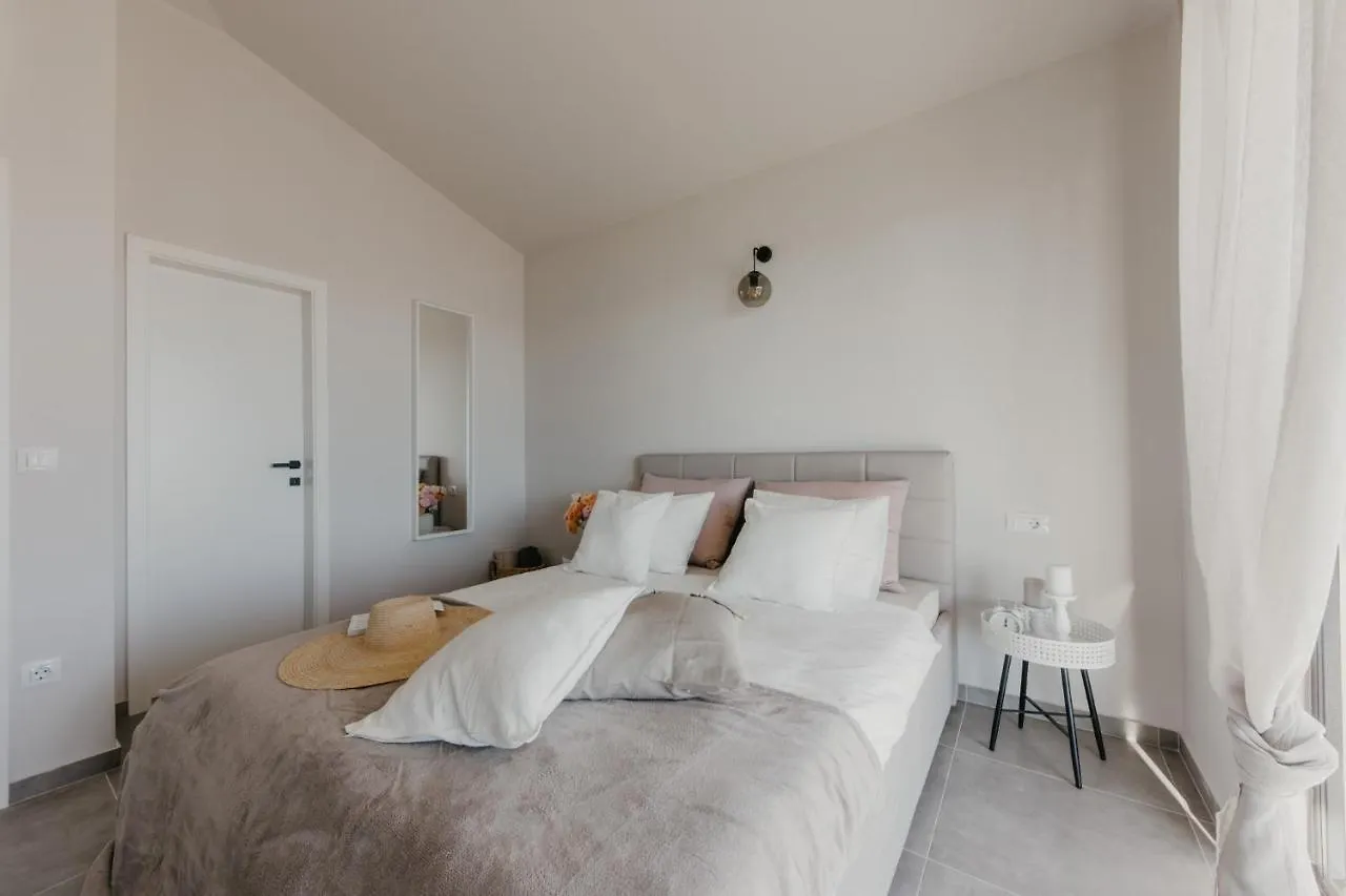Lux Villa Core With Amazing View And Heated Pool Trogir Croatia