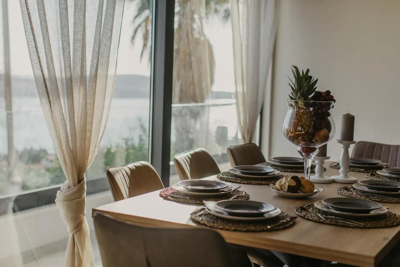Lux Villa Core With Amazing View And Heated Pool Trogir