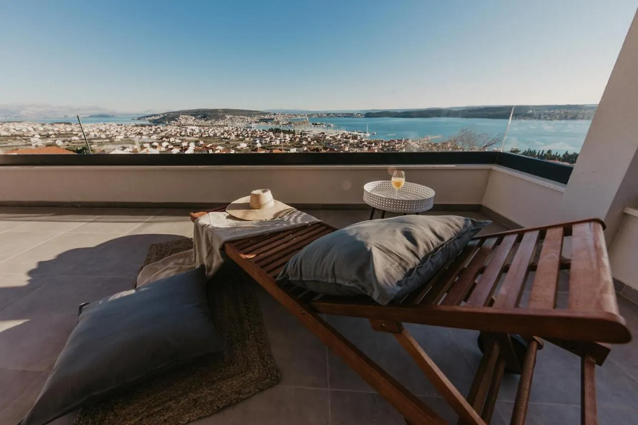 Lux Villa Core With Amazing View And Heated Pool Trogir