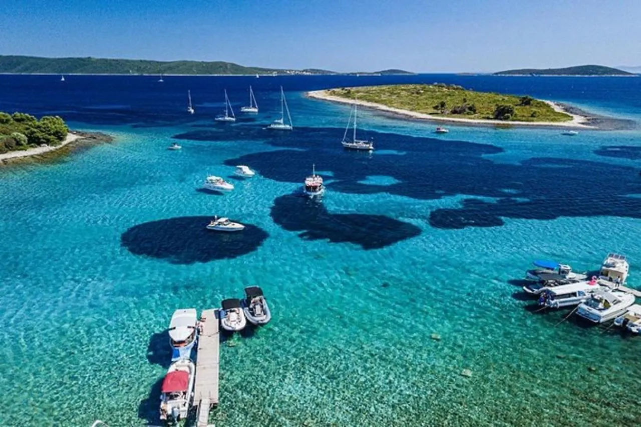 Lux Villa Core With Amazing View And Heated Pool Trogir Croatia
